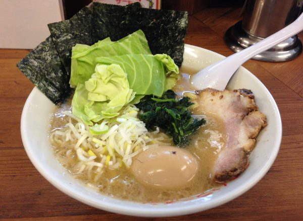 松福の豚骨醤油（うまいラーメン）